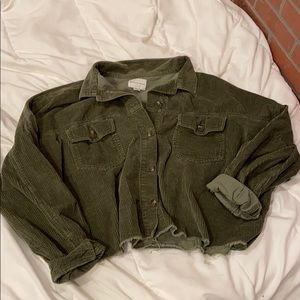 American Eagle Cropped Corduroy shirt